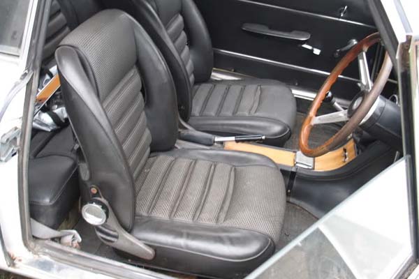 Alfa Romeo 1750 GTV Sport Front Seat