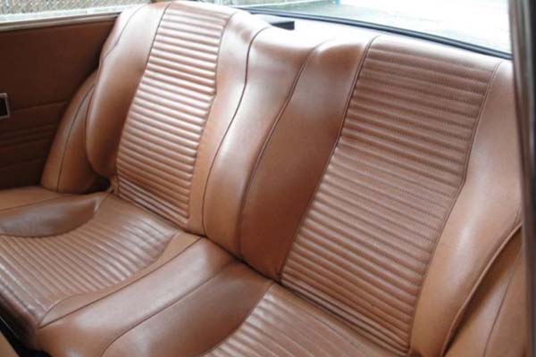 Alfa Romeo 2000 GTV Rear Seat